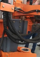 螺旋保护套在工程机械中应用